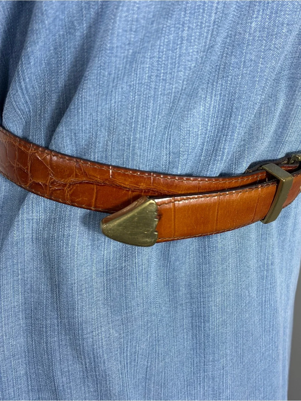 Vintage women’s belt Sz 34 full grain cowhide on split cowhide brass buckle